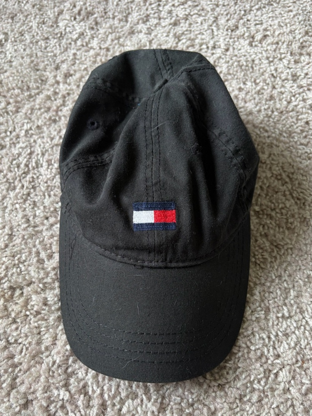 Tommy Hilfiger VINTAGE NWT Black Cap with Signature Flag Logo